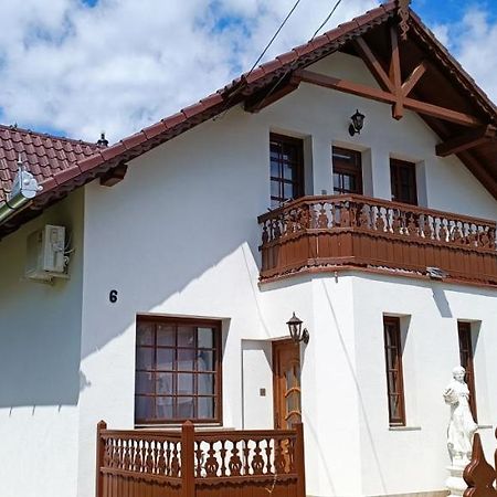 Rozsa Apartman Zalakaros Apartment Ngoại thất bức ảnh