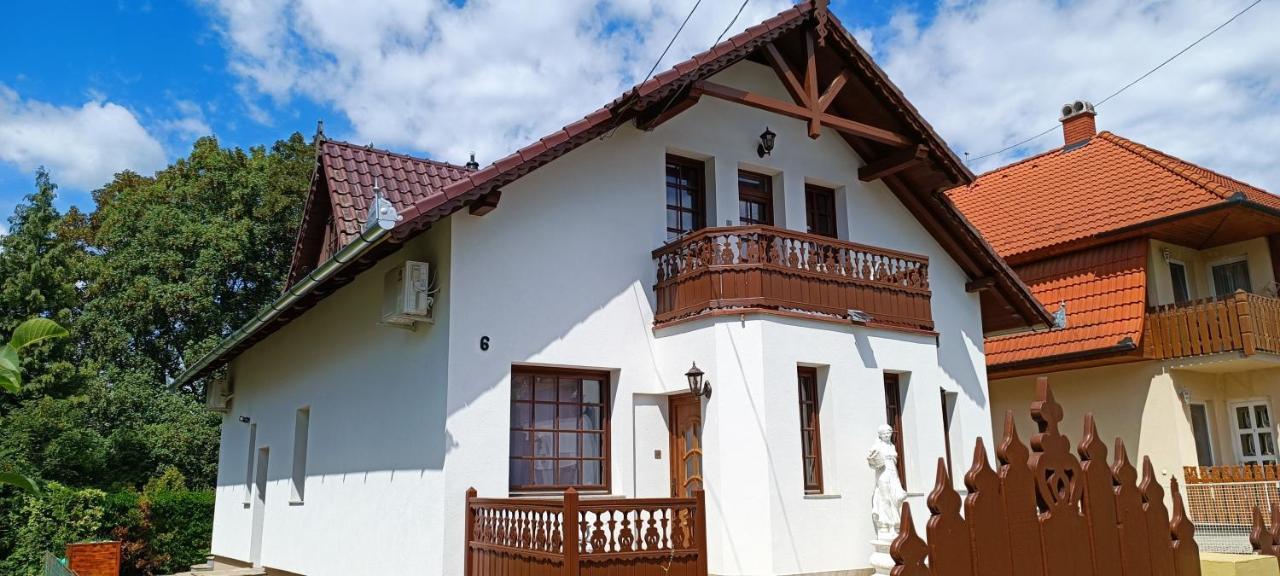 Rozsa Apartman Zalakaros Apartment Ngoại thất bức ảnh