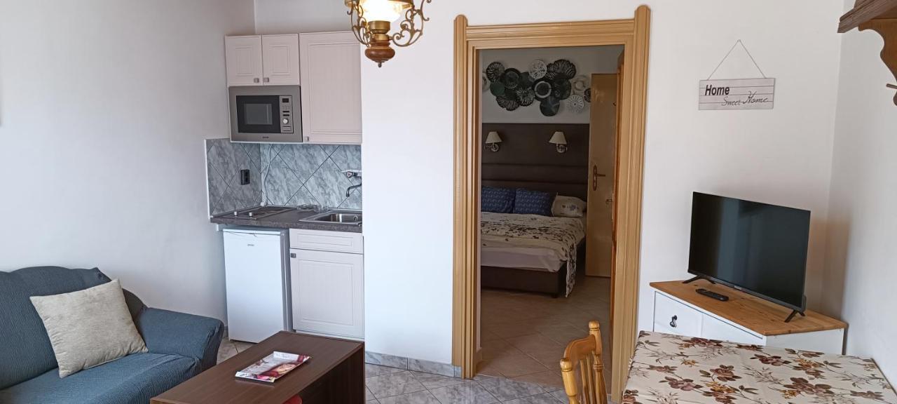 Rozsa Apartman Zalakaros Apartment Ngoại thất bức ảnh