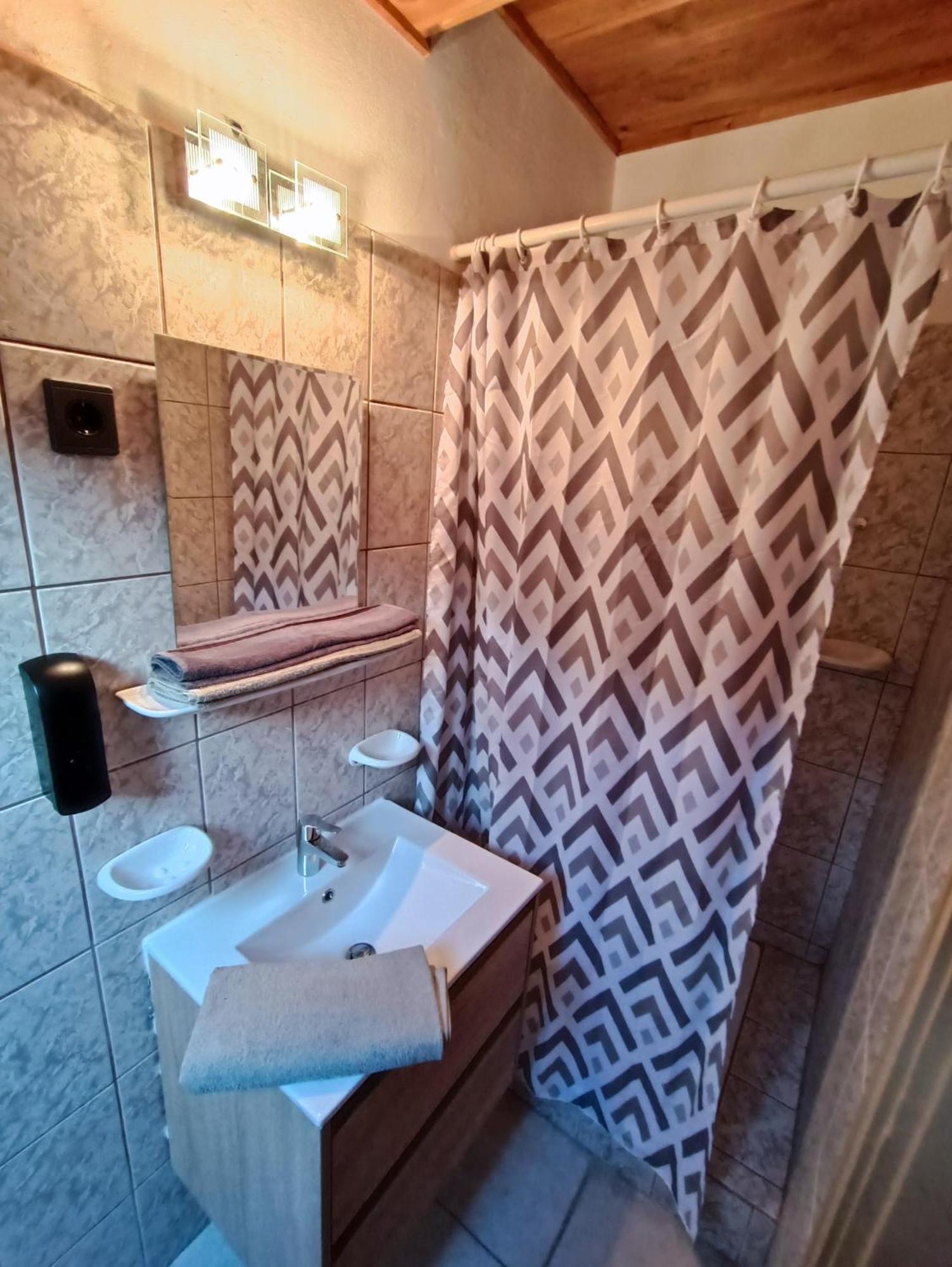 Rozsa Apartman Zalakaros Apartment Ngoại thất bức ảnh