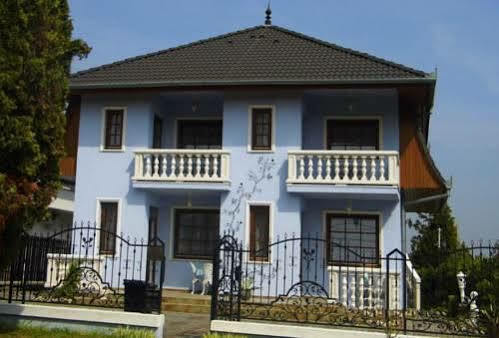 Rozsa Apartman Zalakaros Apartment Ngoại thất bức ảnh